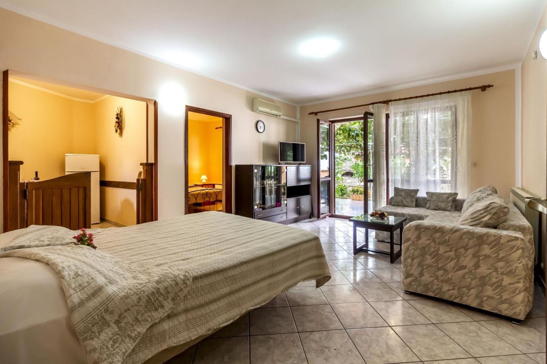 Apartments Mir Fažana Zewnętrze zdjęcie